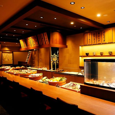 Отель Ana Crowne Plaza Chitose By Ihg Экстерьер фото Interior of a sushi bar