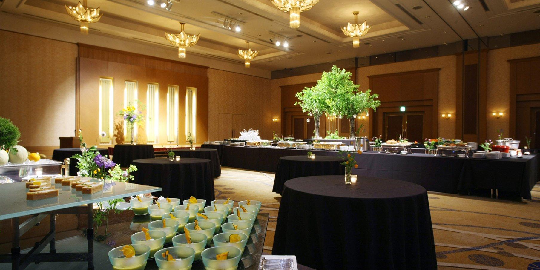 Отель Ana Crowne Plaza Chitose By Ihg Экстерьер фото A cocktail party